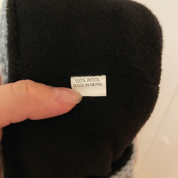 100% Pure Wool Winter Headband Handmade in Nepal - Picture 3 of 3